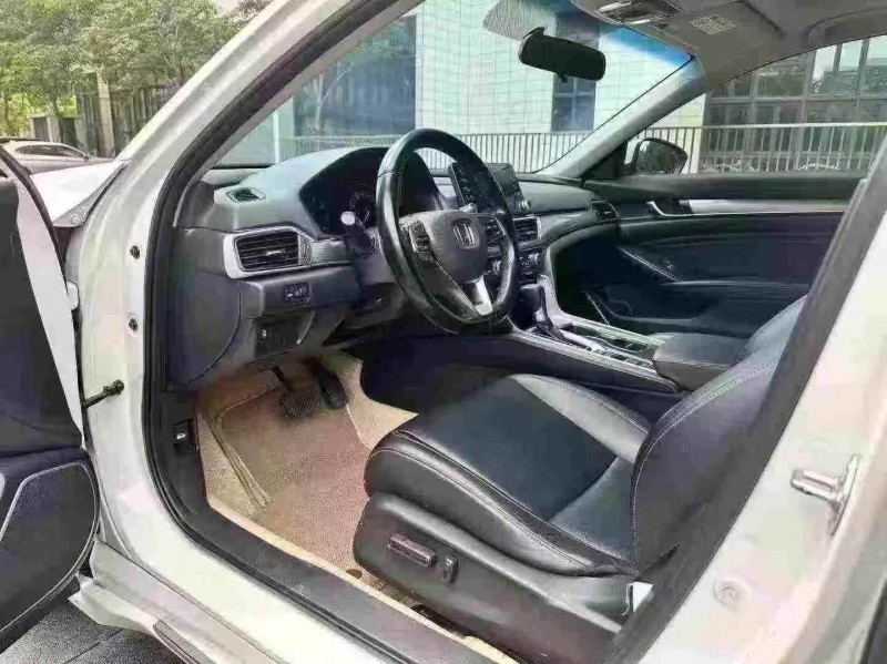 佛山20年本田雅阁6