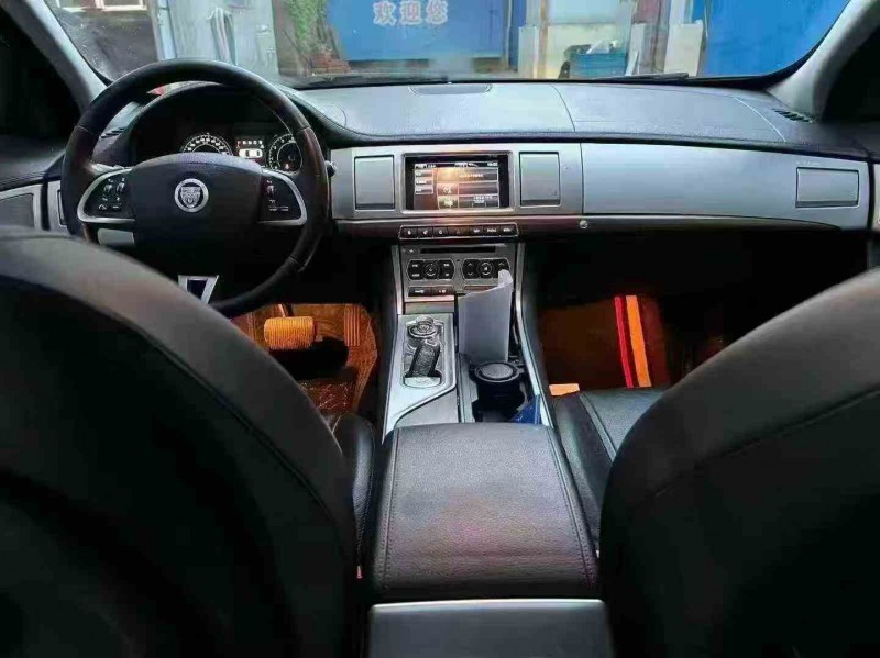济宁13年捷豹XF6