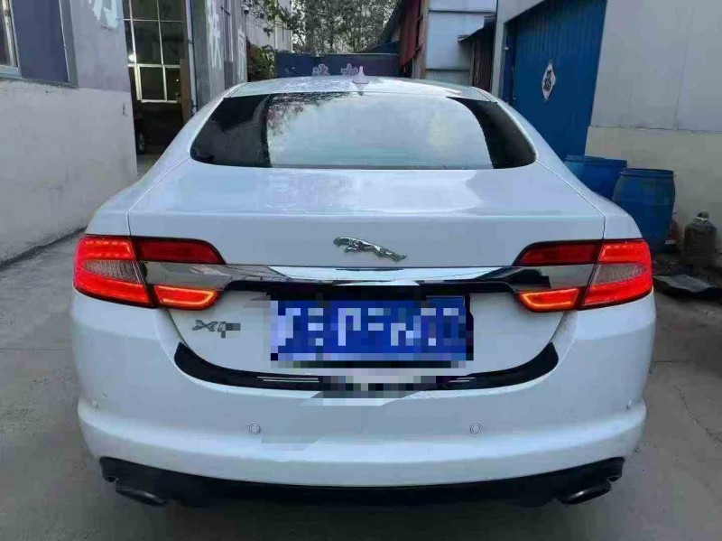 济宁13年捷豹XF9