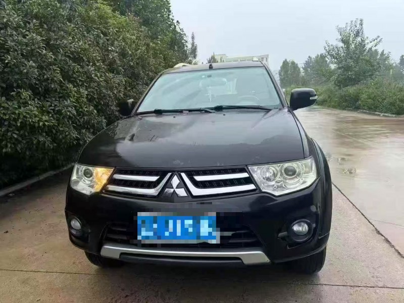 济南14年三菱帕杰罗·劲畅1