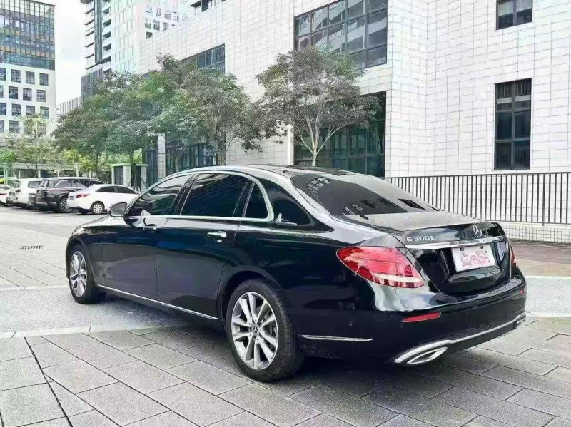 佛山19年奔驰E5