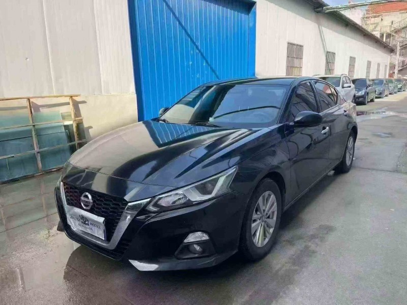 烟台21年日产天籁2