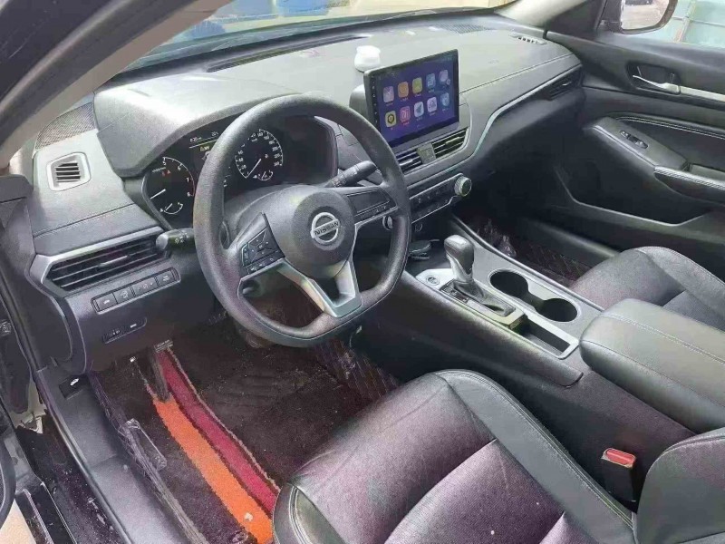 烟台21年日产天籁5