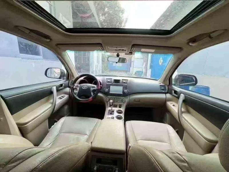 烟台13年丰田汉兰达5