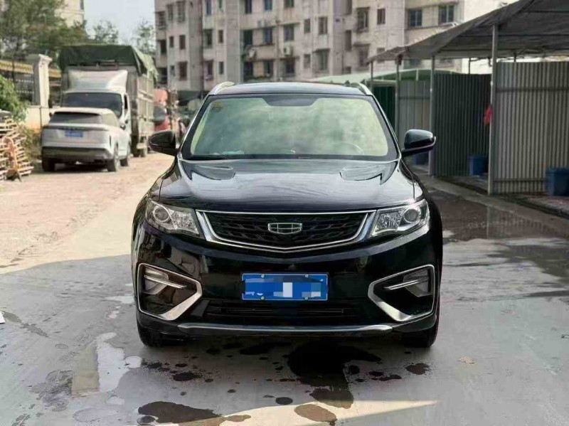 绍兴21年吉利博越1