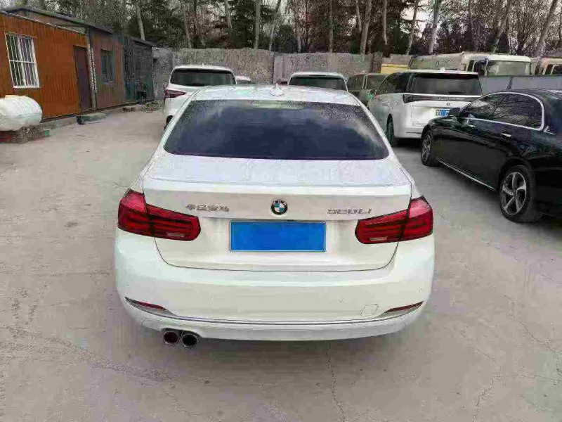 枣庄18年宝马3系9