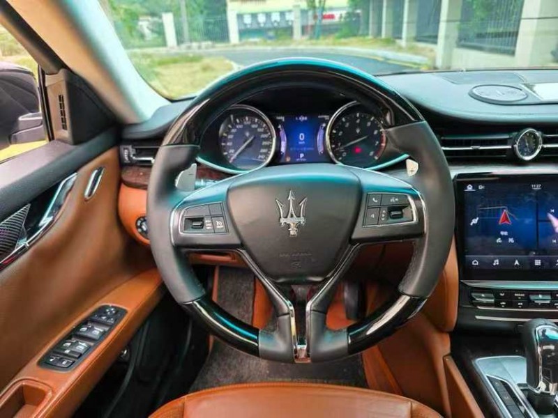 深圳15年玛莎拉蒂总裁6