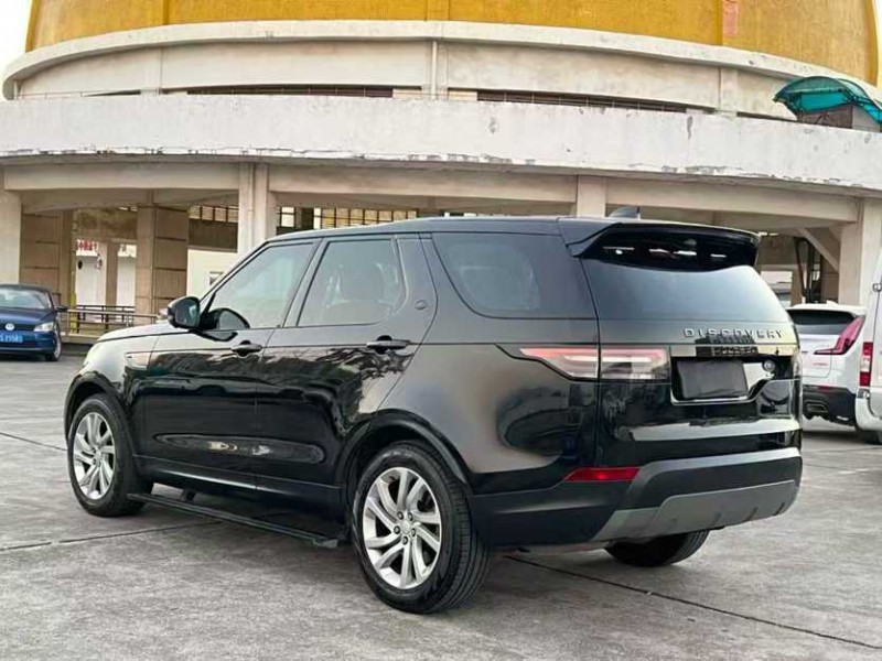 湛江18年路虎发现8