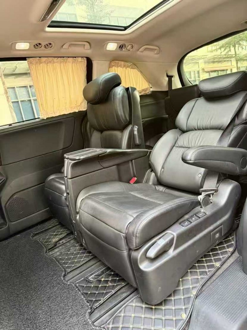 佛山18年本田艾力绅6