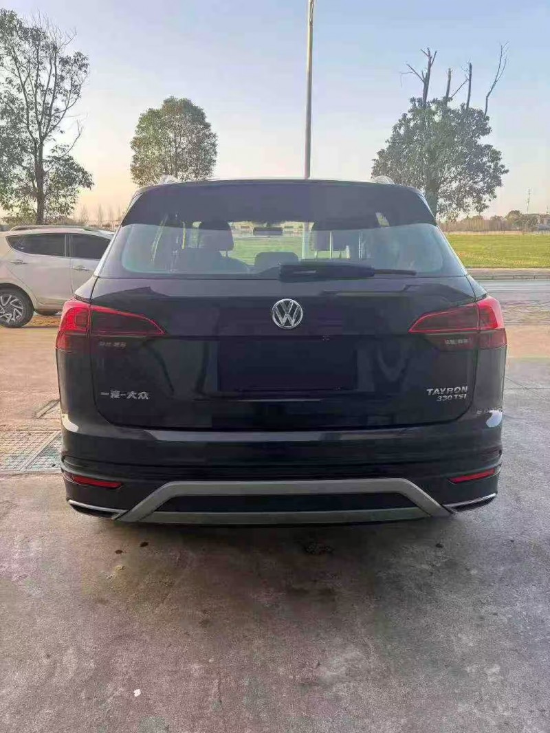 襄阳20年大众探岳9