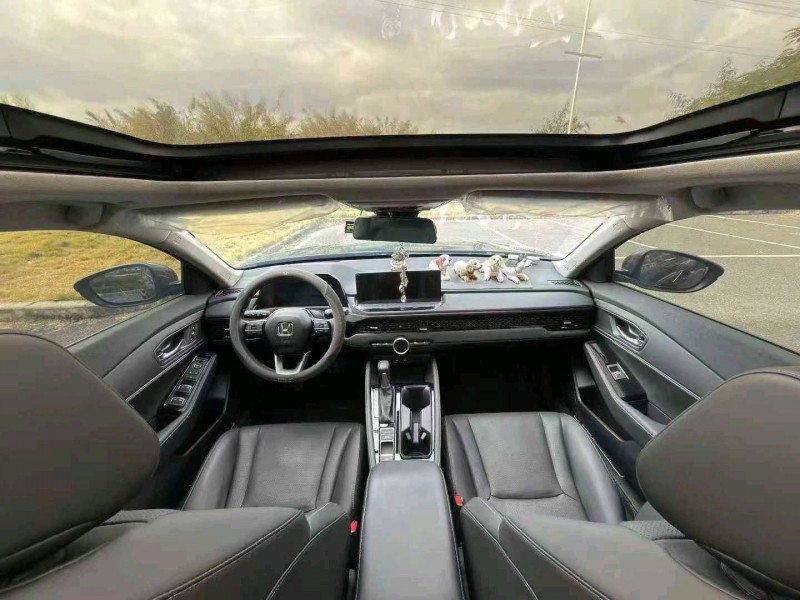 广州25年本田雅阁4