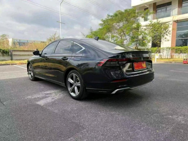 广州25年本田雅阁8