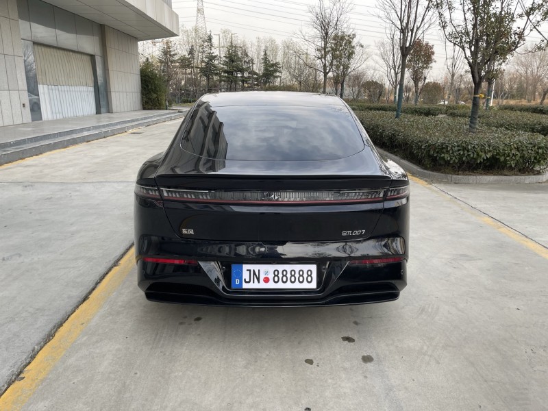 济宁24年东风奕派9