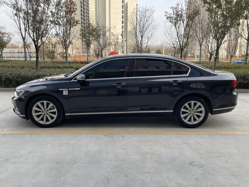 济宁18年大众迈腾8