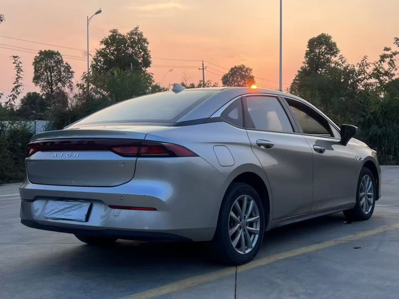 长沙24年传祺埃安S5809