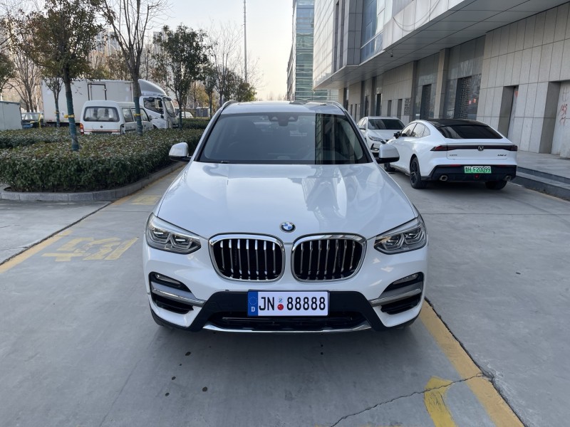 济宁19年宝马X31