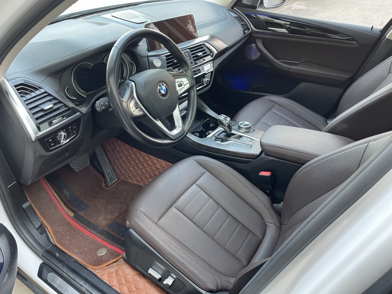 济宁19年宝马X34