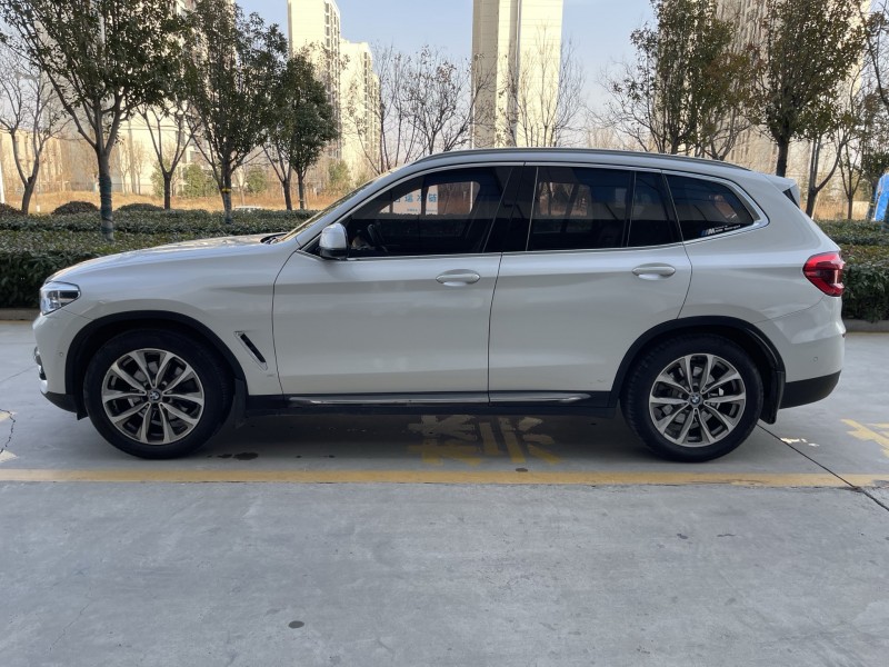 济宁19年宝马X37