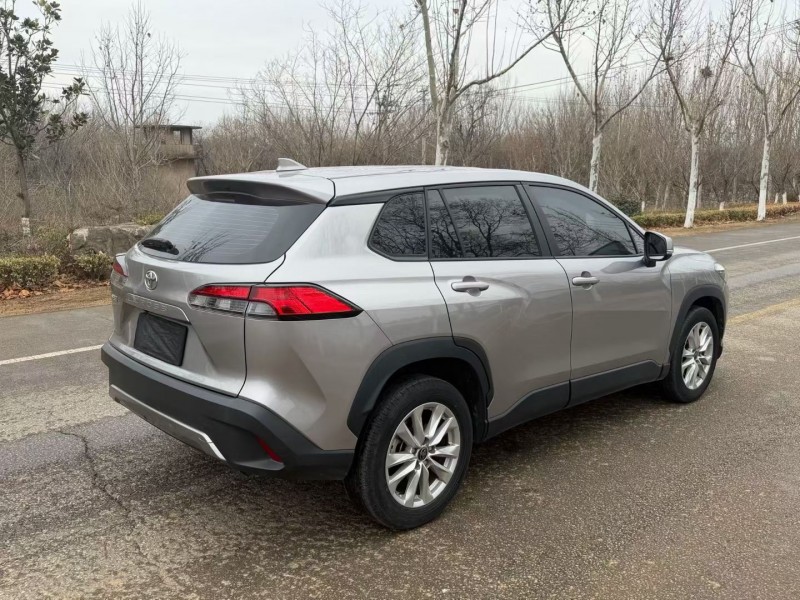 徐州22年丰田锐放5