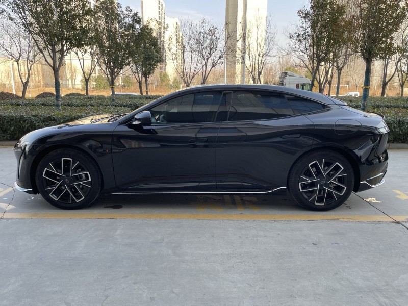 济宁25年阿维塔067