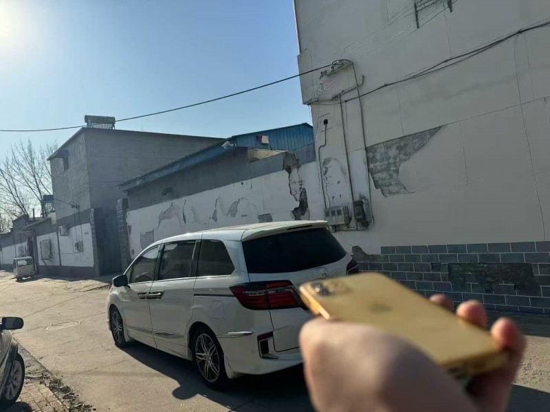 青岛20年本田艾力绅4