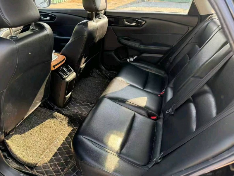 中山18年本田凌派9