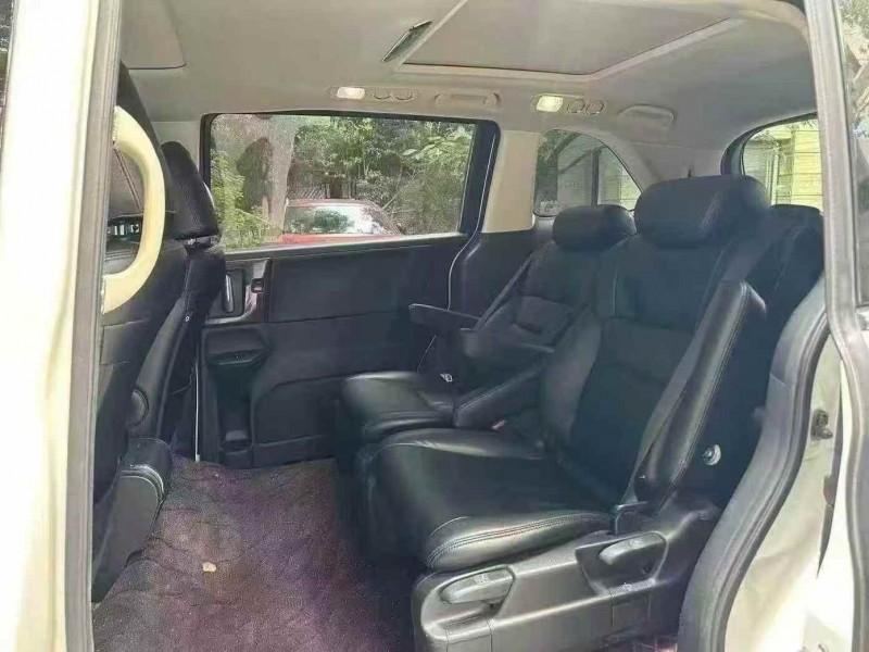 枣庄18年本田艾力绅5