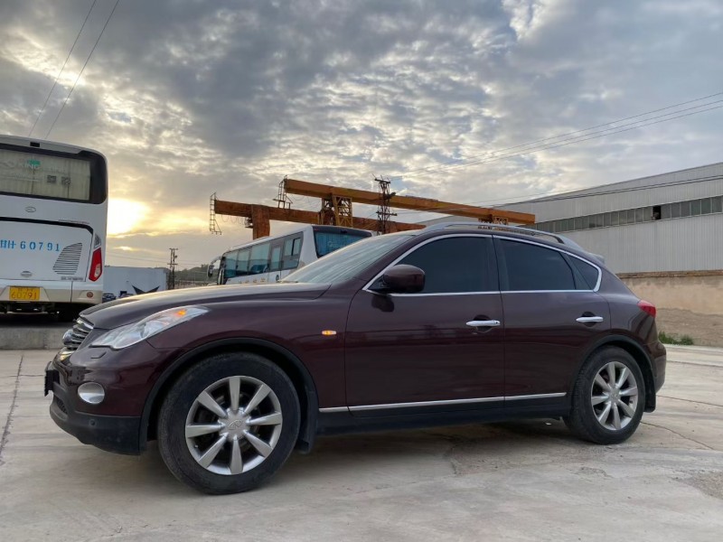兰州14年英菲尼迪QX502