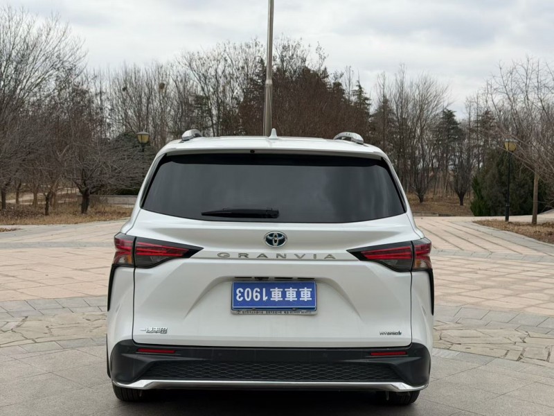 青岛24年丰田格瑞维亚6