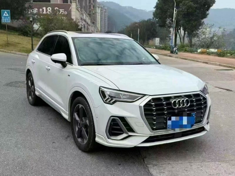 厦门22年奥迪Q33