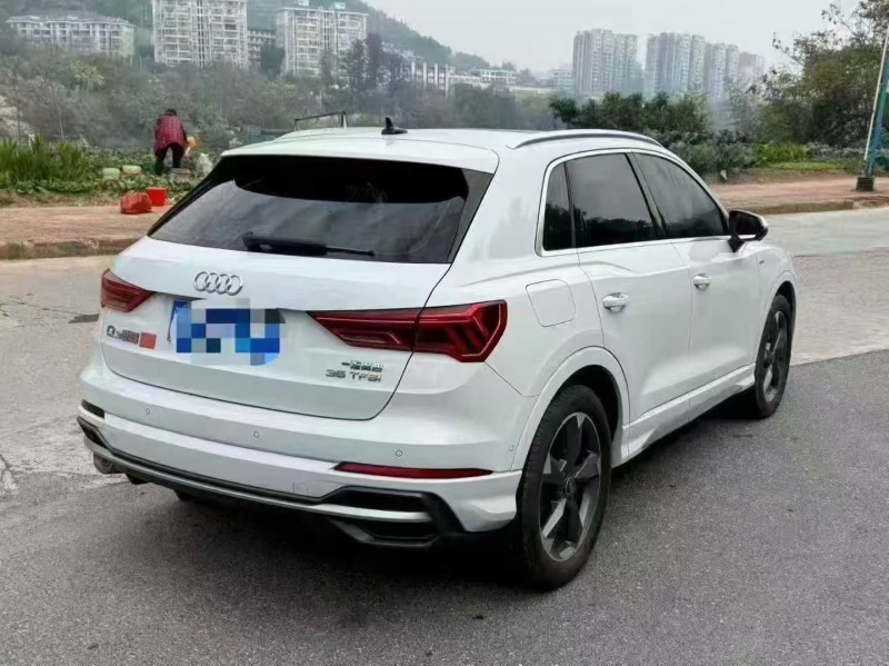 厦门22年奥迪Q37