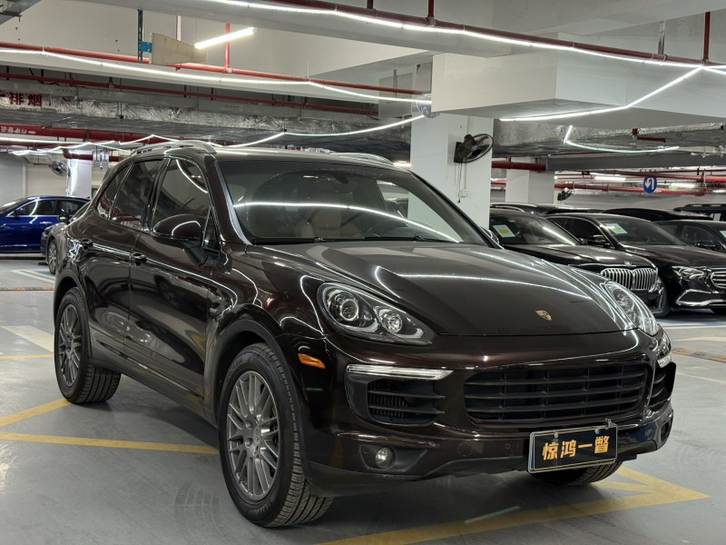 深圳15年保时捷卡宴2