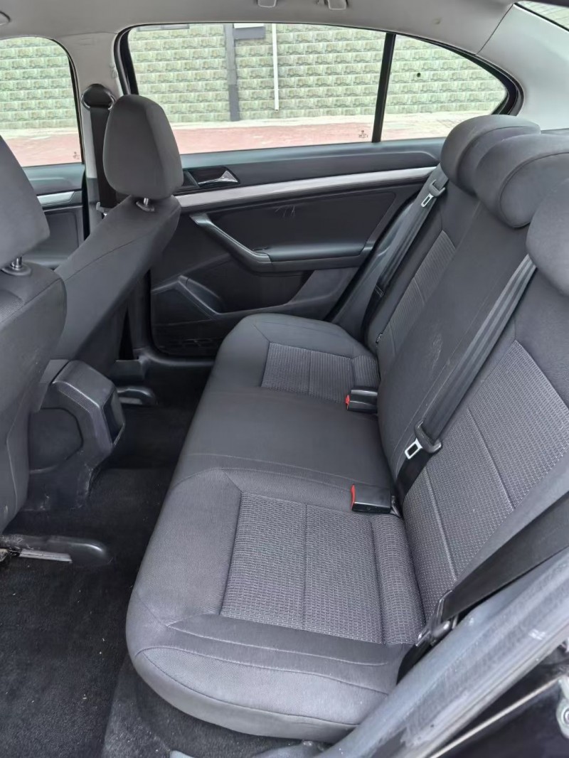 邯郸17年大众朗逸8