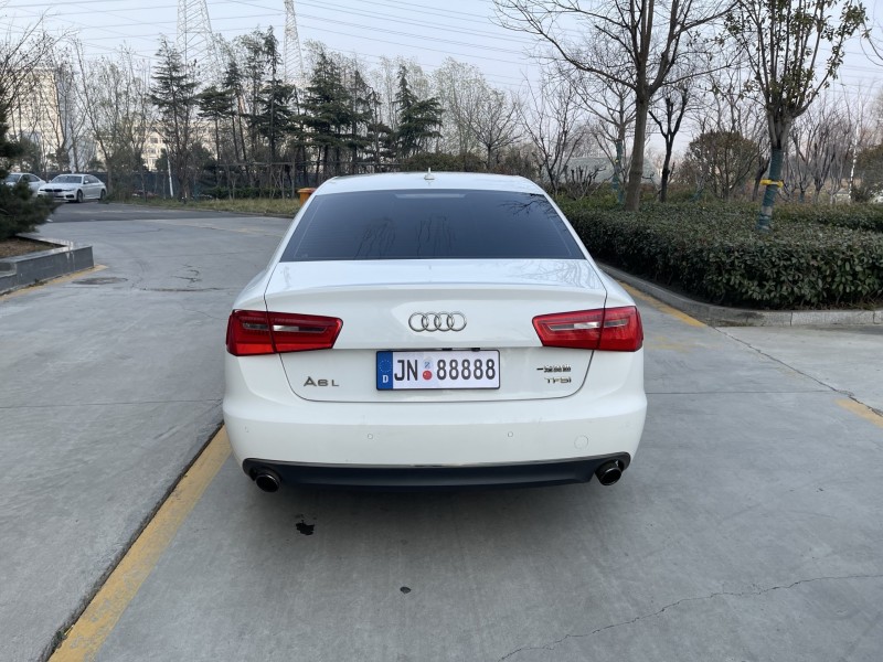 济宁15年奥迪A6L9