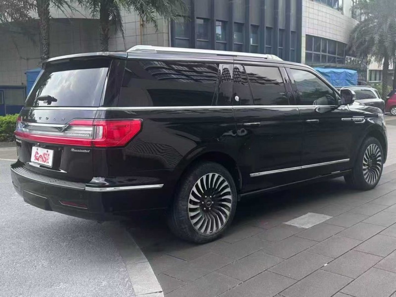 佛山21年林肯领航员7