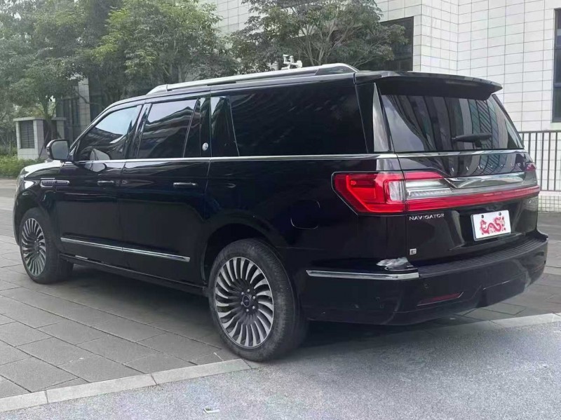 佛山21年林肯领航员8