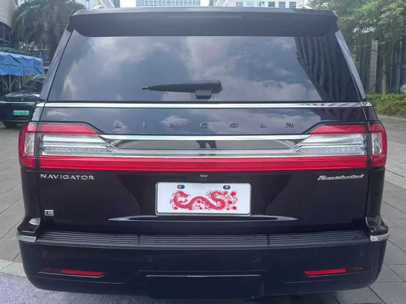 佛山21年林肯领航员9