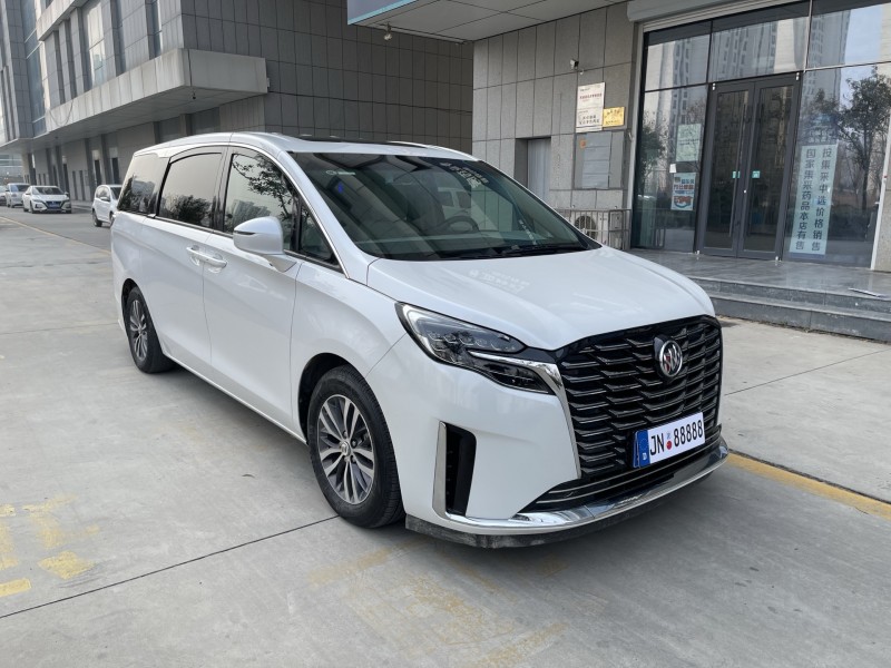 济宁21年别克GL83