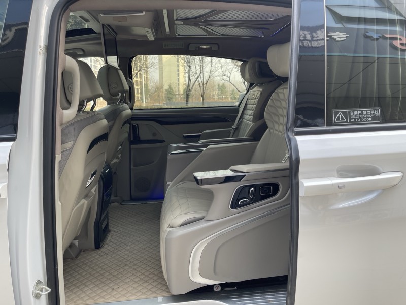 济宁21年别克GL86