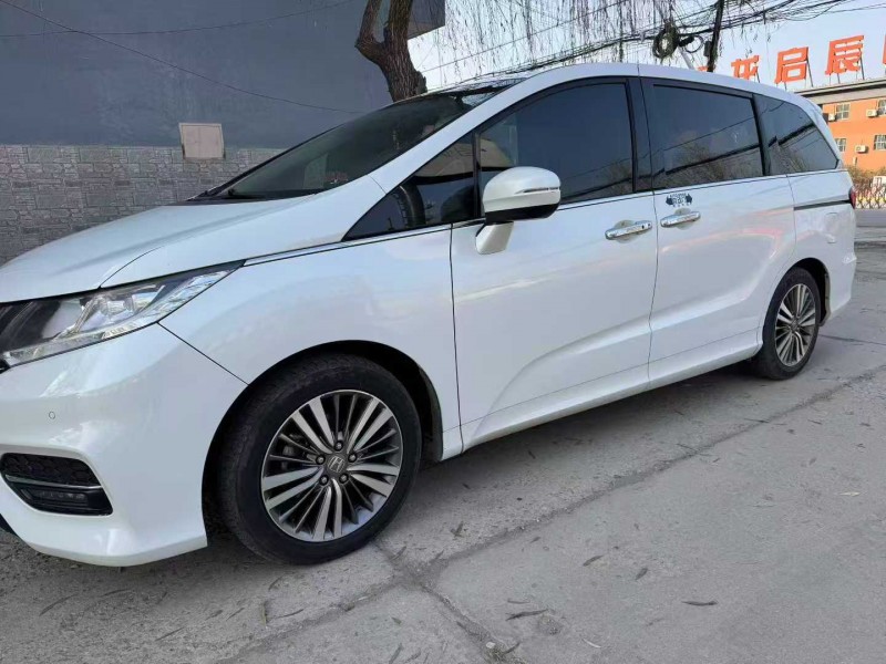 保定18年本田奥德赛3