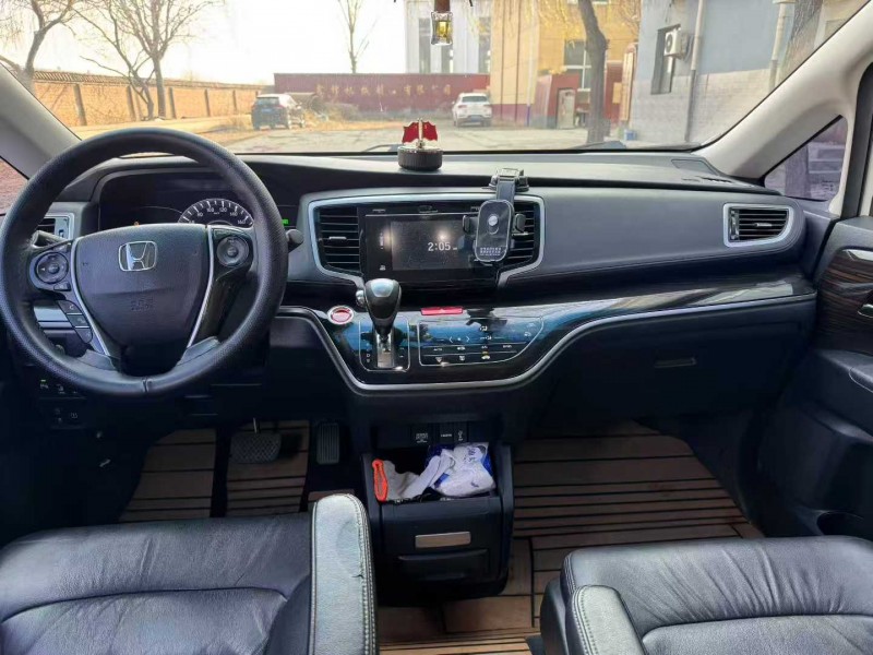 保定18年本田奥德赛4