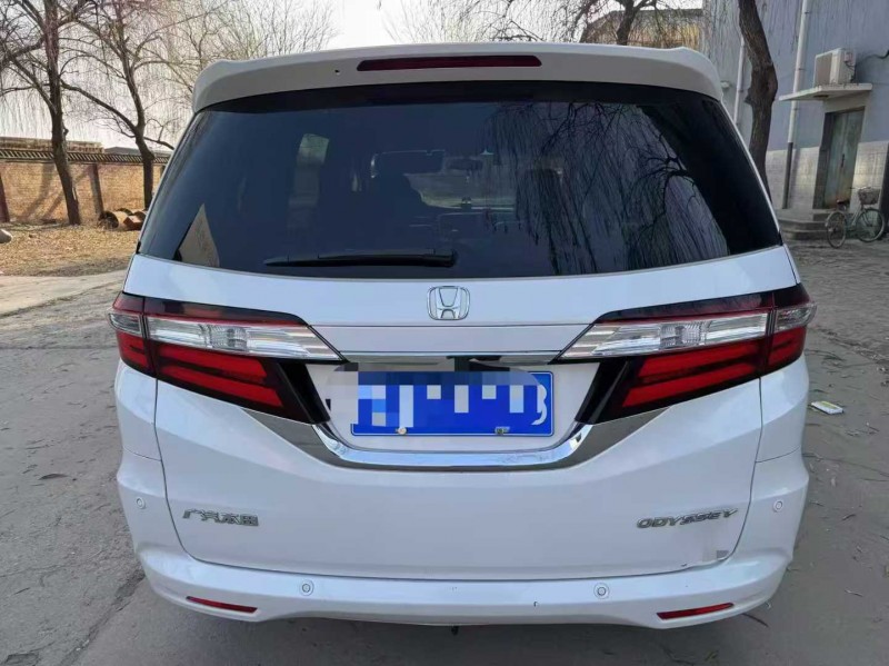 保定18年本田奥德赛9