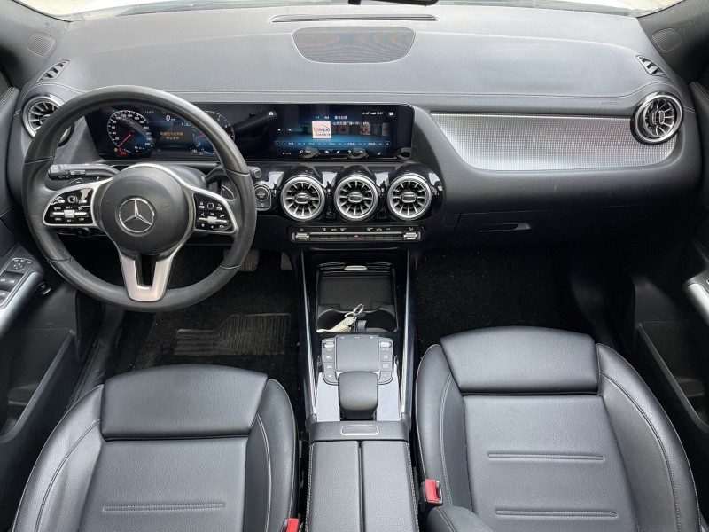 济宁21年奔驰GLA4