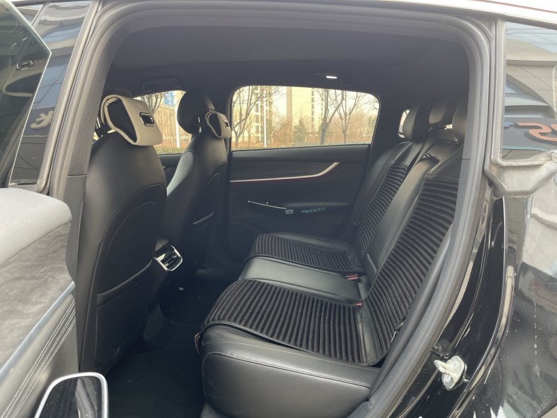 济宁25年长安汽车启源6