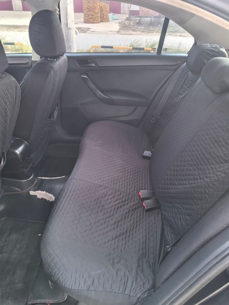 邯郸17年大众桑塔纳7