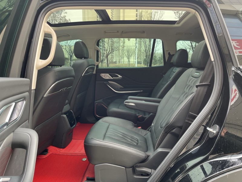 济宁25年红旗HS76