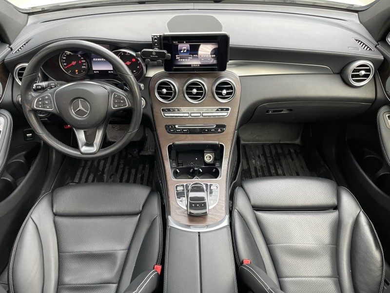 济宁17年奔驰GLC4