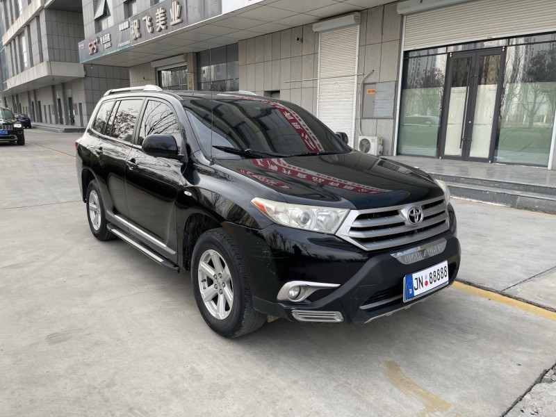 济宁14年丰田汉兰达2