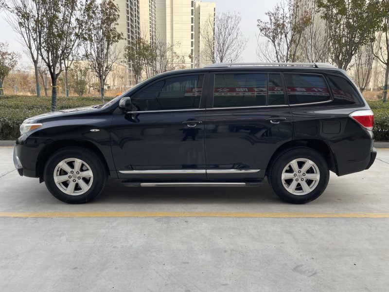 济宁14年丰田汉兰达7