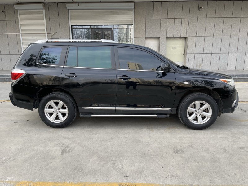 济宁14年丰田汉兰达8